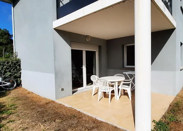 Chez Ced Et Laeti, Appartement Prive Avec Jardin Et Terrasse Dans Residence L\'Estuaire Muni D\'Une Piscine Couverte Et Aire De Jeu, Linge De Lit Et De Salle D\'Eau Ainsi Que Tele, Compris Dans Le Tarif Profitez A Fond De Notre Belle Region